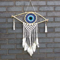 Med macramé evil eye azul / blanco / negro