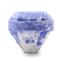 Blanca y azul