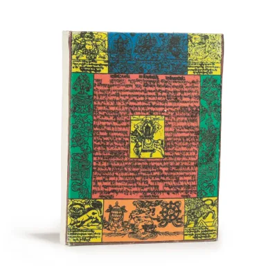 Cuaderno de banderas de oración de lokta tradicional – Mediano (15x12 cm) – 45 hojas – Natural