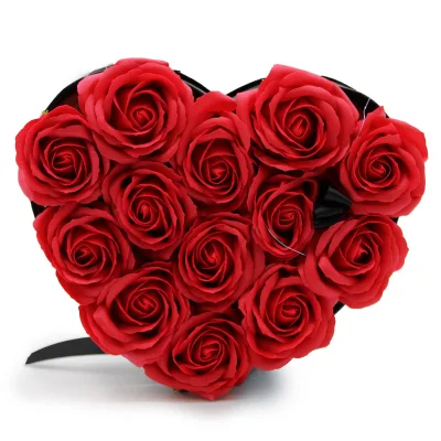 Caja de Regalo - Flor de Jabón  13 Rosas rojo - corazon