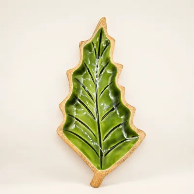 Perdido en el Bosque -  Tazón de madera con hoja esmaltada - 33x17cm