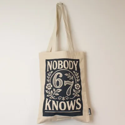 Nomad Sari Iconic Toni Bolso Tote - Nobody Knows 67 - Natural 10oz