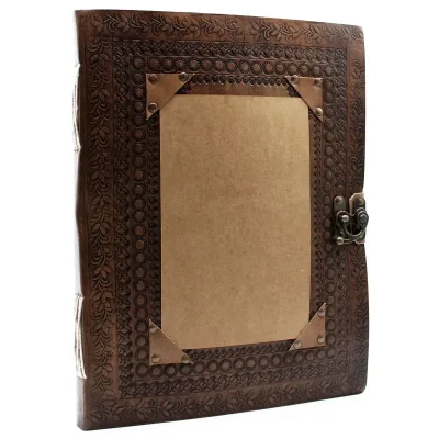 Libro de visitas de cuero personalizable — grande, 200 páginas