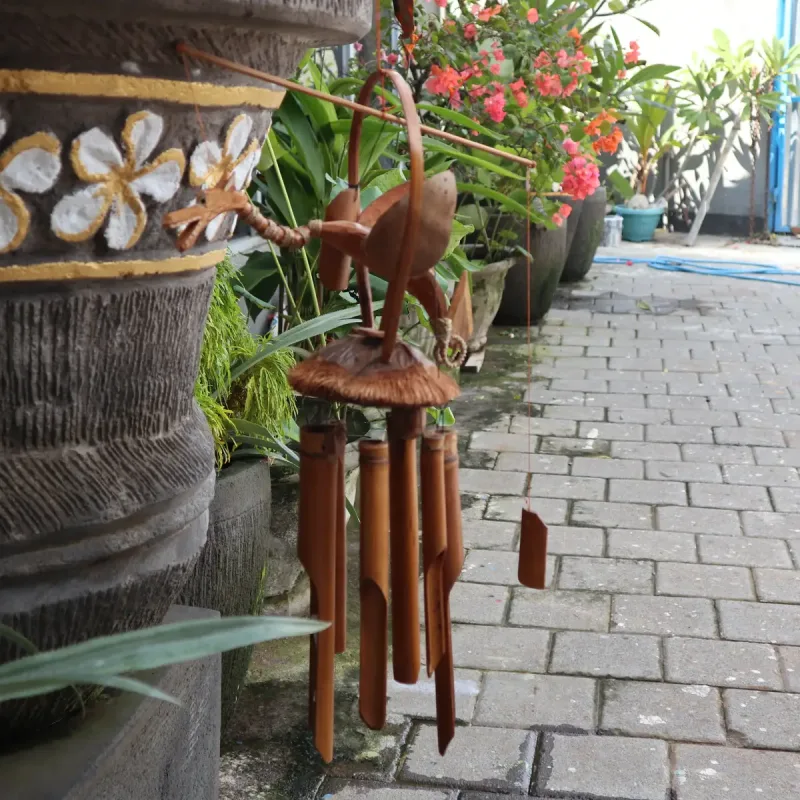 Campanilla de bambú - Acabado natural - Dragón de coco