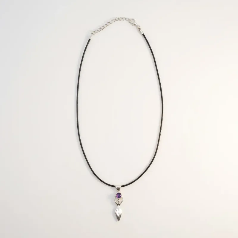 Colgantes devocionales de la India - Baño de plata (Cordón de 45 cm) - Diosa Amatista